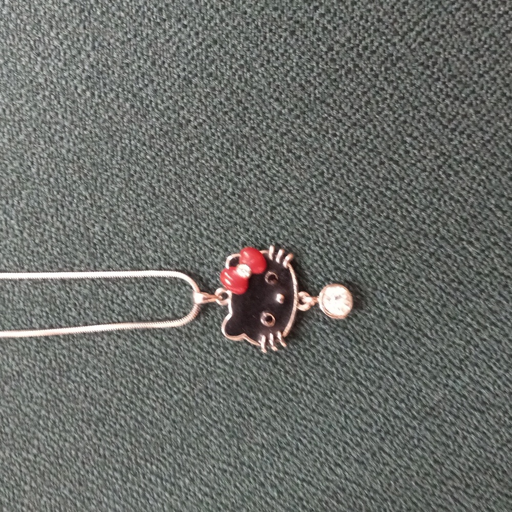 Hello Kitty necklace...